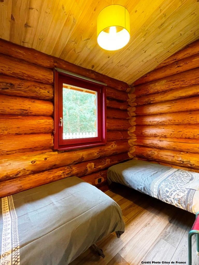 Pialous:Chalet En Rondins Avec Espace Detente La Chapelle-d'Aurec Kültér fotó